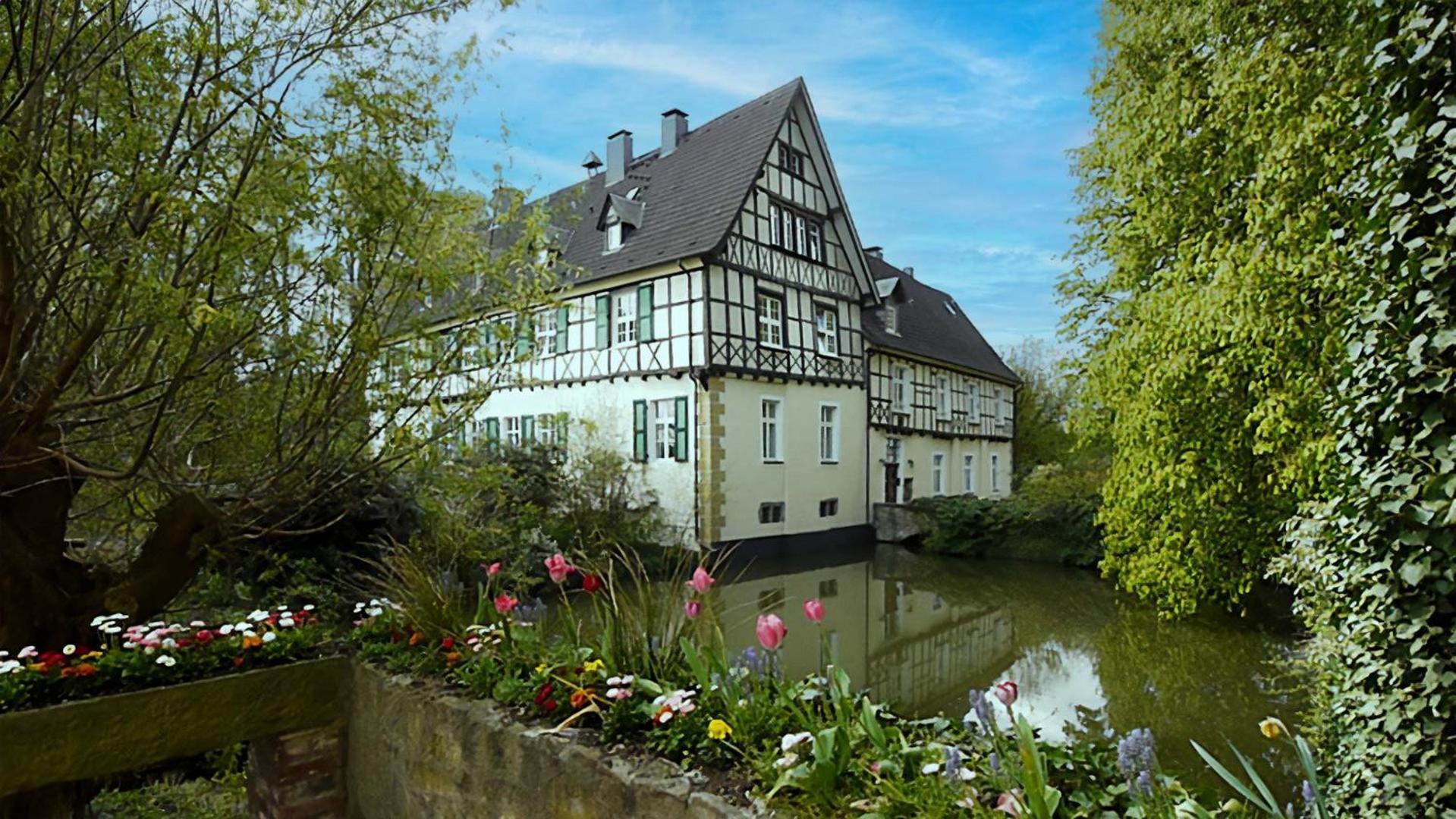 Aparthotel Rittergut Haus Laer Bochum Esterno foto